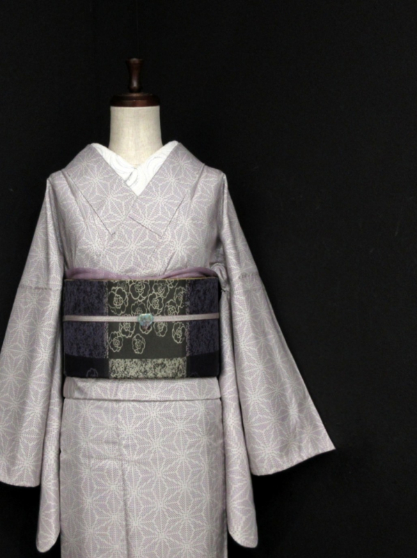 セール明日まで！　単衣　白紬　鳥の群れ　裄66.5cm 正絹　紬 紬 - 雅星本店 －アンティーク着物リサイクル着物の通販ショップ