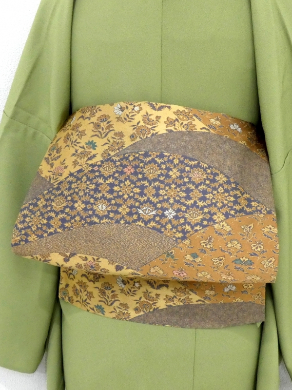 NK14アンティーク子供着物正絹着丈103センチ裄丈53センチ美品綺麗 NK14アンティーク子供着物正絹着丈103センチ裄丈53センチ美品綺麗