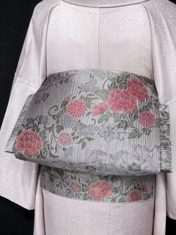 最終価格!!袋帯　波にうさぎ　六通 楽天市場】袋帯 美品 逸品 うさぎ 波頭 箔 墨色 六通 正絹