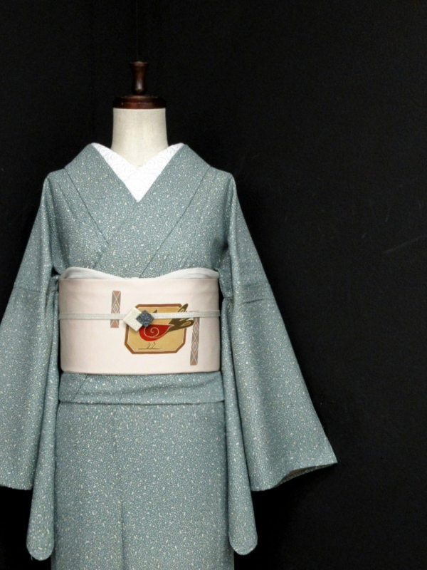 アンティーク帯留め　セルロイド　乱菊　浴衣着物小物 フェイクコーラル　大振り帯留 アンティーク帯留め セルロイド 乱菊 浴衣着物小物 フェイク