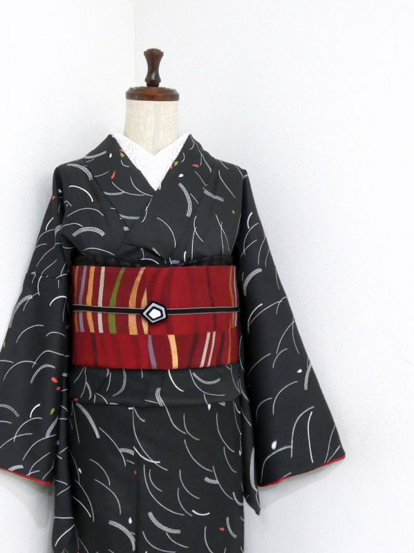 着物表地 袷】宍色透かし織色無地と白金色スワトウ刺繍袋帯 #kimono #きもの