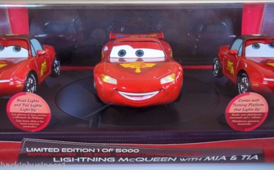 DISNEY-CARS-LIGHTNING MCQUEEN,MIA,TIA-LIMITED EDITION 3 PC SET-1 OF  5000-DIECAST - ディズニーフィギュア・グッズ通販店舗 ディズニーコレクション