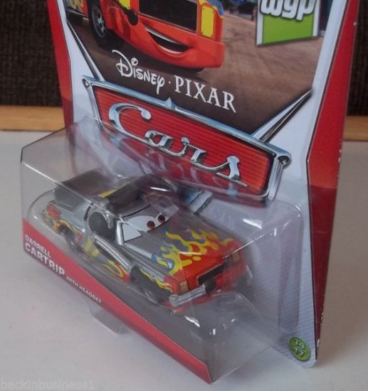 DISNEY PIXAR CARS 2-DARRELL CARTRIP W/HEADSET-#14/17-WORLD GRAND PRIX  SERIES