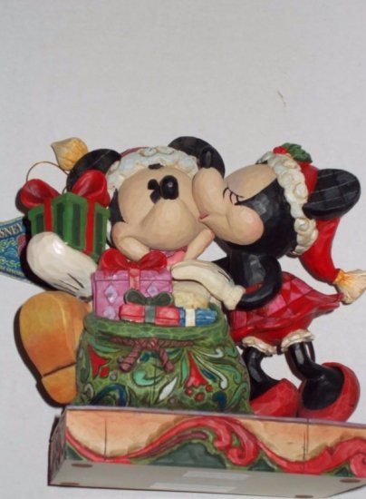 ジムショア ディズニートラディション ミッキーマウス ミニーマウス クリスマス キス フィギュア ディズニーフィギュア グッズ通販店舗 ディズニーコレクション