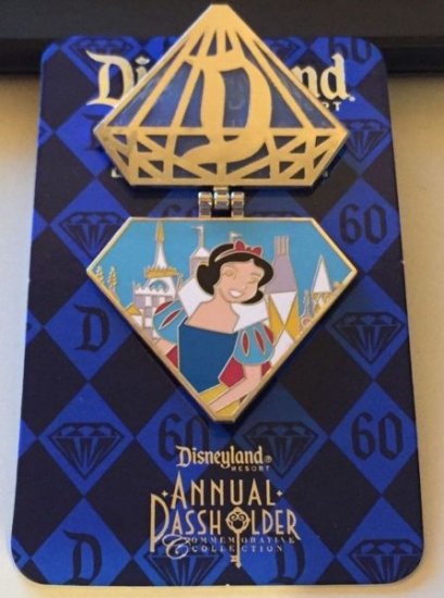 白雪姫 ディズニーランド 60周年 ダイヤモンドセレブレーション ピン ピンバッジ - ディズニーフィギュア・グッズ通販店舗 ディズニーコレクション