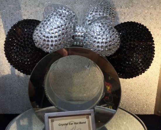 DISNEYLAND 60th DIAMOND CELEBRATION MINNIE MOUSE CRYSTAL EAR HAT BAND NEW  IN BOX - ディズニーフィギュア・グッズ通販店舗 ディズニーコレクション