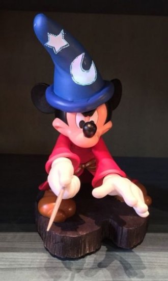 Disney Parks Exclusive Sorcerer Apprentice Mickey Mouse Light-Up Figure NEW  - ディズニーフィギュア・グッズ通販店舗 ディズニーコレクション