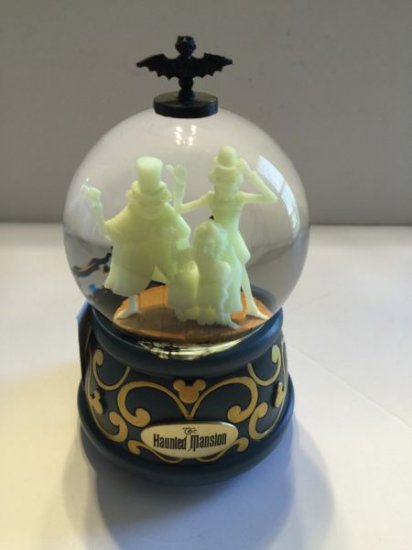 Disney Parks Haunted Mansion Hitchhiking Ghosts Glow Dark Musical Snowglobe New ディズニーフィギュア グッズ通販店舗 ディズニーコレクション