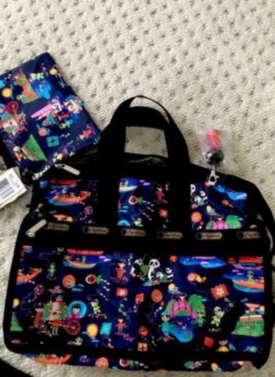 LeSportsac レスポートサック Disney スモールワールド IASW Weekender ...