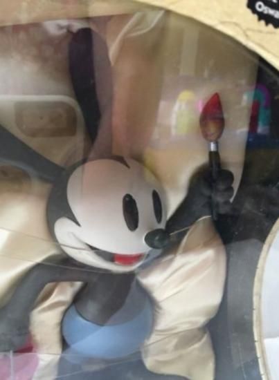 Disney - Disney オズワルド 【新品】フィギュア ディズニー創立100周年記念としてオズワルド・ザ・ラッキー