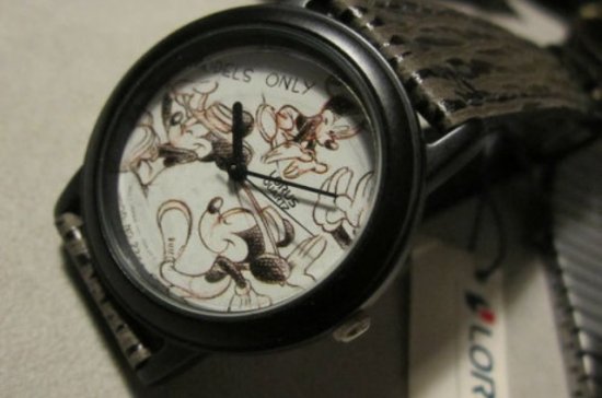 SEIKO Lorus セイコー ミッキーマウス Topolino 腕時計 - ディズニーフィギュア・グッズ通販店舗 ディズニーコレクション
