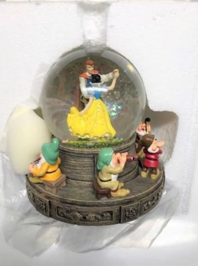 ディズニーフィギュア・グッズ専門店 ディズニーコレクション