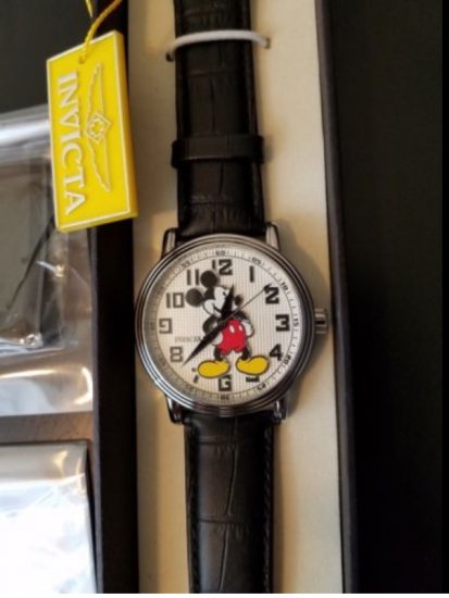 Invicta ミッキーマウス ブラック レザー シルバー メンズ ウォッチ 腕時計 - ディズニーフィギュア・グッズ通販店舗 ディズニーコレクション