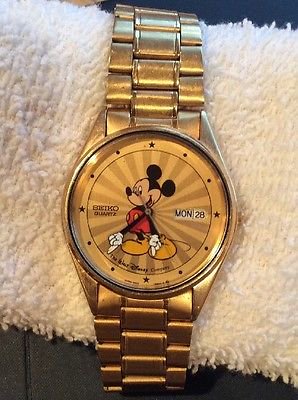 SEIKO セイコー ミッキーマウス DAY DATE TIME WRISTWATCH WORKS 腕時計 - ディズニーフィギュア・グッズ通販店舗  ディズニーコレクション