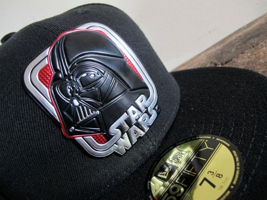 スターウォーズ ニューエラ【NEW ERA×Star Wars ダースベイダー 40th Anniversary キャップ 】 -  ディズニーフィギュア・グッズ通販店舗 ディズニーコレクション