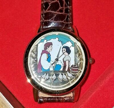 新品未使用　Disney直営店購入　白雪姫 腕時計