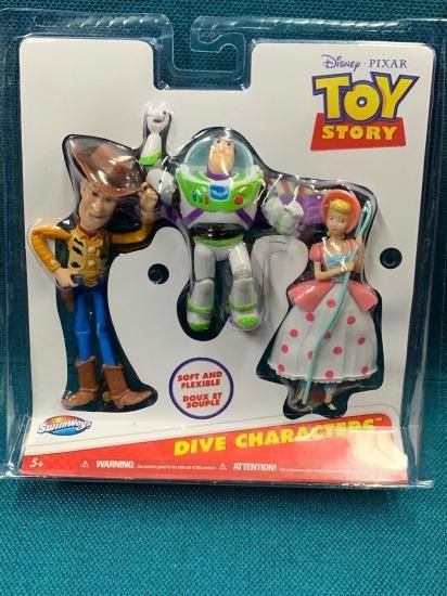 Toy story dive store characters