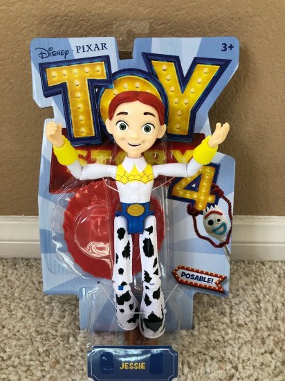 トイ・ストーリー4 Toy Story 4 JESSIE Posable Cowgirl Figure ジェシー フィギュア -  ディズニーフィギュア・グッズ通販店舗 ディズニーコレクション