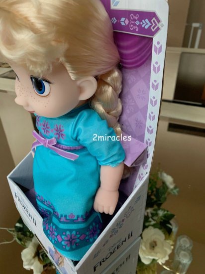 Disney アナと雪の女王 2 ヤングベビーエルサ人形【Disney Frozen 2 エルサ】 - ディズニーフィギュア・グッズ通販店舗  ディズニーコレクション