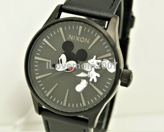Nixon ディズニーミッキーマウス90周年記念黒革時計 - ディズニー 