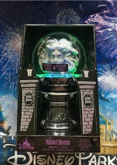 Haunted Mansion ホーンテッドマンション マダムレオタ ライトアップ