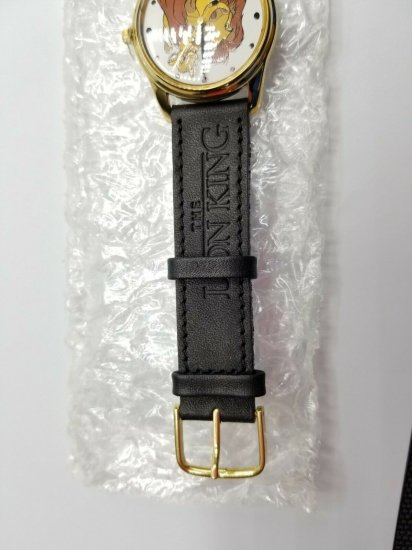 ディズニー ライオンキング ムファサ＆シンバ 1994 レザーストラップ 腕時計 Vintage 1994 Disney Lion King  Watch - ディズニーフィギュア・グッズ通販店舗 ディズニーコレクション