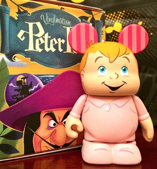 バイナルメーション Vinylmation ピーターパン シリーズ マイケル Michael Darling - ディズニーフィギュア・グッズ通販店舗  ディズニーコレクション