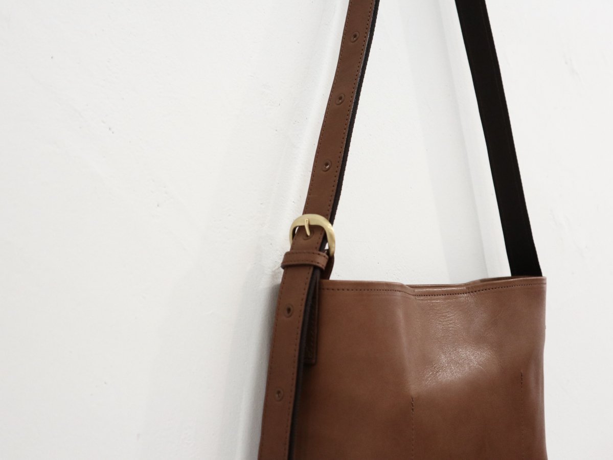 Hender Scheme / twist buckle bag S-Hender Schemeの通販EQUAL