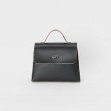 Hender Scheme / assemble hand bag flap M<img class='new_mark_img2' src='https://img.shop-pro.jp/img/new/icons47.gif' style='border:none;display:inline;margin:0px;padding:0px;width:auto;' />