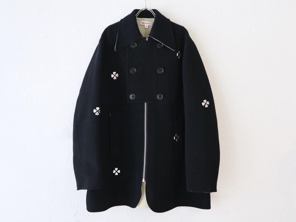 MASU ZIP-UP CLOVER STUDS COAT(BLACK)