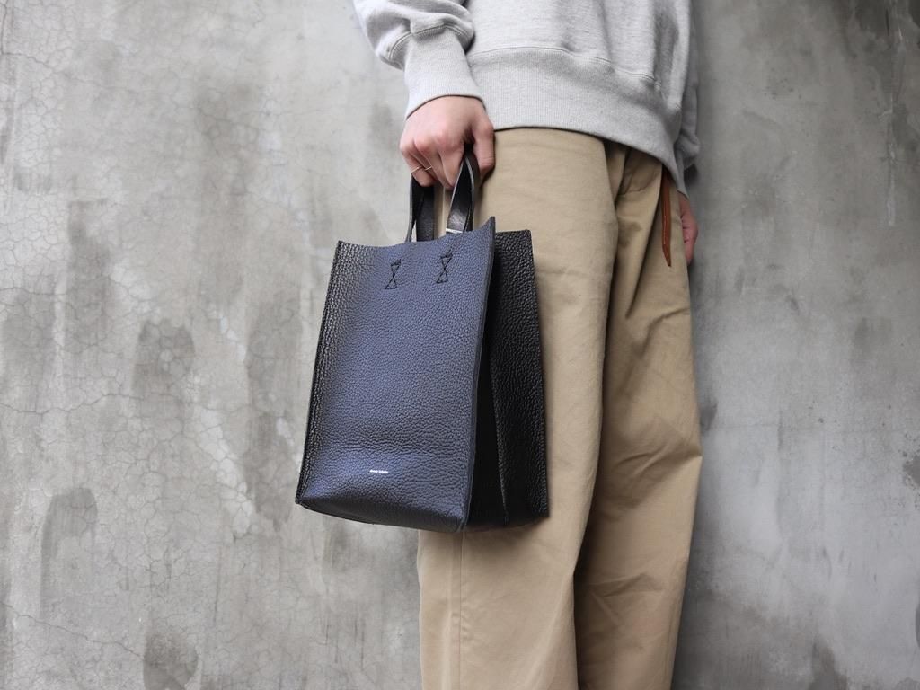 Hender Scheme(エンダースキーマ) paper bag smallハンドバッグ