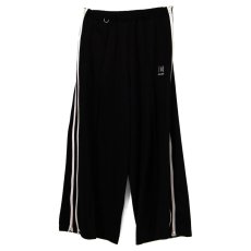 doublet / ZIP UP TRACK PANTS<img class='new_mark_img2' src='https://img.shop-pro.jp/img/new/icons47.gif' style='border:none;display:inline;margin:0px;padding:0px;width:auto;' />