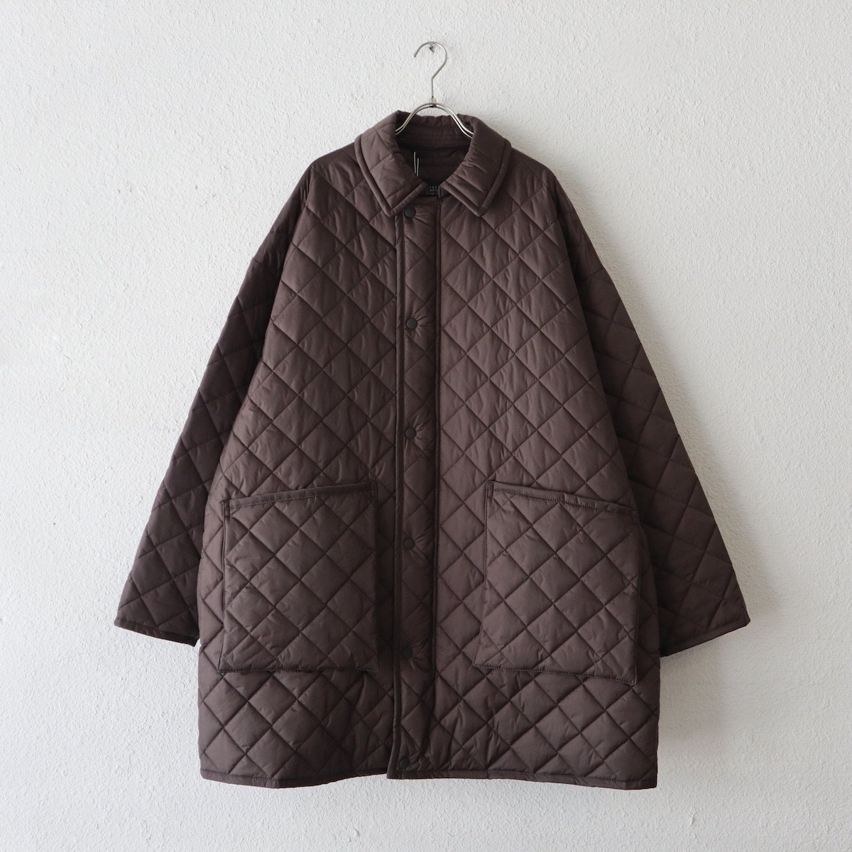 UNUSED / Quilted nylon coat-UNUSEDの通販EQUAL