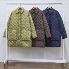 <img class='new_mark_img1' src='https://img.shop-pro.jp/img/new/icons14.gif' style='border:none;display:inline;margin:0px;padding:0px;width:auto;' />UNUSED / Quilted nylon coat