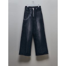 MASU / BAGGY FIT JEANS (WALLET CHAIN)<img class='new_mark_img2' src='https://img.shop-pro.jp/img/new/icons47.gif' style='border:none;display:inline;margin:0px;padding:0px;width:auto;' />