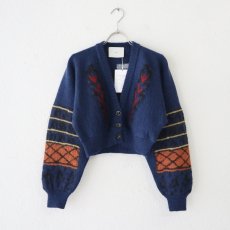 <img class='new_mark_img1' src='https://img.shop-pro.jp/img/new/icons14.gif' style='border:none;display:inline;margin:0px;padding:0px;width:auto;' />TAN / PAINTING JAQUARD VNECK MOHAIR CARDIGAN