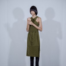 TAN / BONE PATTERNED DRESS<img class='new_mark_img2' src='https://img.shop-pro.jp/img/new/icons47.gif' style='border:none;display:inline;margin:0px;padding:0px;width:auto;' />