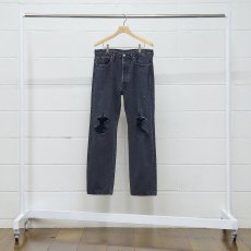 UNUSED / 13oz ripped denim pants<img class='new_mark_img2' src='https://img.shop-pro.jp/img/new/icons47.gif' style='border:none;display:inline;margin:0px;padding:0px;width:auto;' />