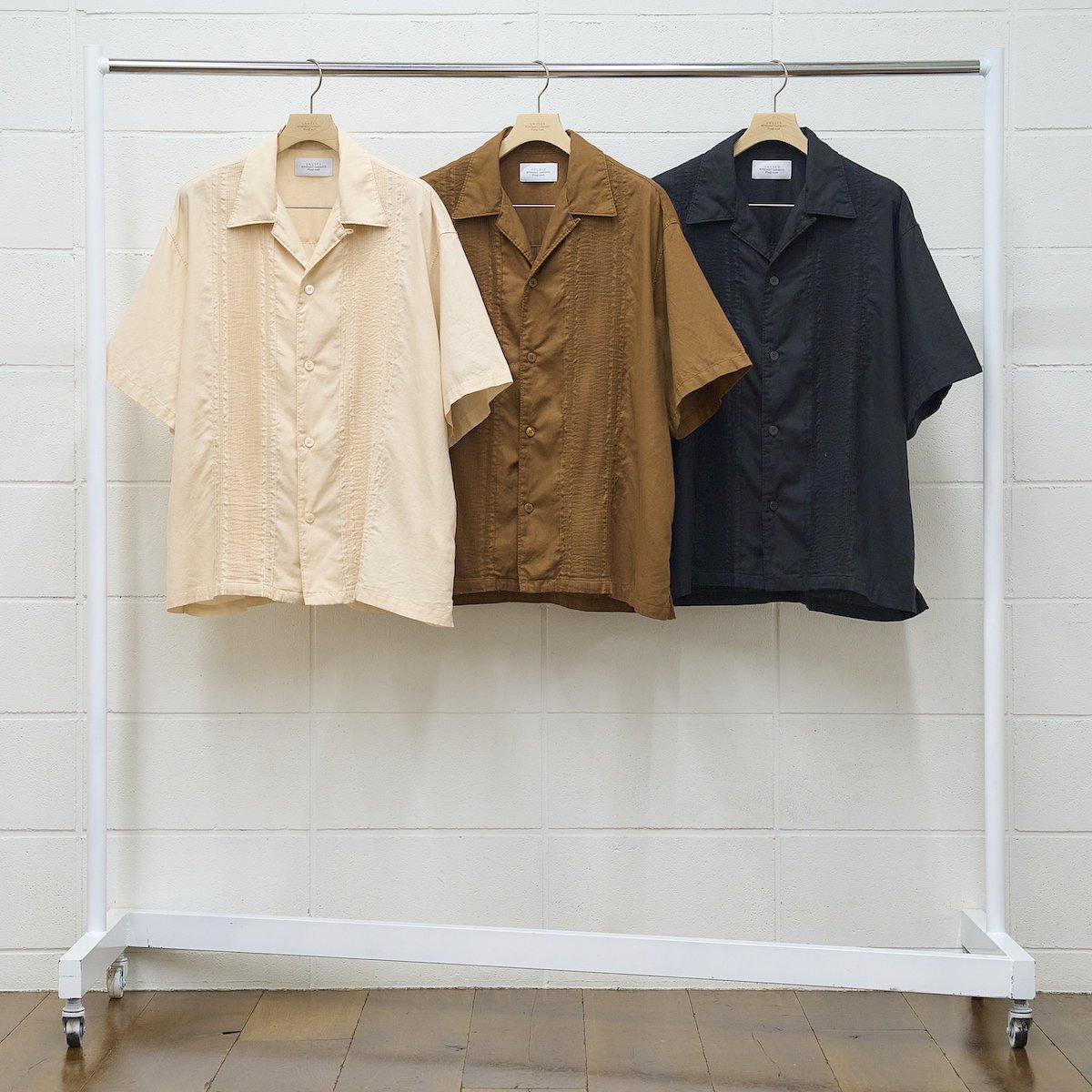 UNUSED Womens / Short-sleeve pintuck shirt-UNUSED(アンユーズド)の