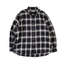 UNIVERSAL PRODUCTS / L/S CHECK SHIRT<img class='new_mark_img2' src='https://img.shop-pro.jp/img/new/icons47.gif' style='border:none;display:inline;margin:0px;padding:0px;width:auto;' />