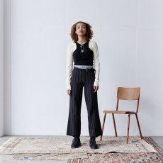 <img class='new_mark_img1' src='https://img.shop-pro.jp/img/new/icons14.gif' style='border:none;display:inline;margin:0px;padding:0px;width:auto;' />automills / PHAT STRIPE PANTS