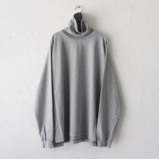 URU / HIGH NECK L/S TEE<img class='new_mark_img2' src='https://img.shop-pro.jp/img/new/icons47.gif' style='border:none;display:inline;margin:0px;padding:0px;width:auto;' />