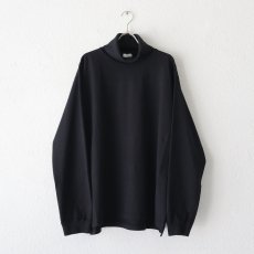 URU / HIGH NECK L/S TEE<img class='new_mark_img2' src='https://img.shop-pro.jp/img/new/icons47.gif' style='border:none;display:inline;margin:0px;padding:0px;width:auto;' />