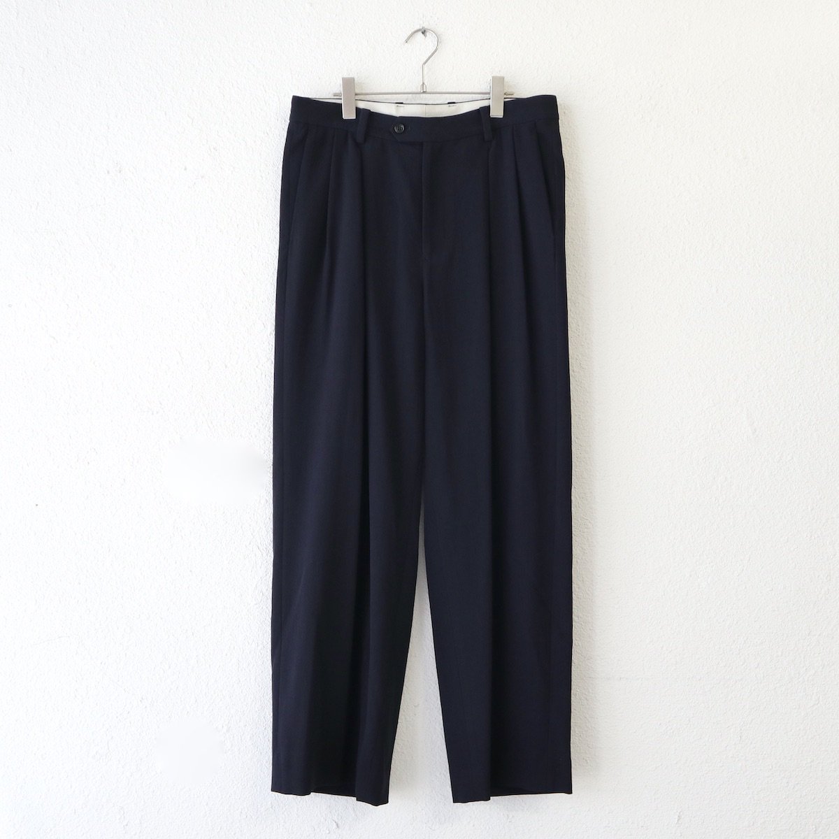 URU / INVERTED PLEATS PANTS-URUの通販EQUAL