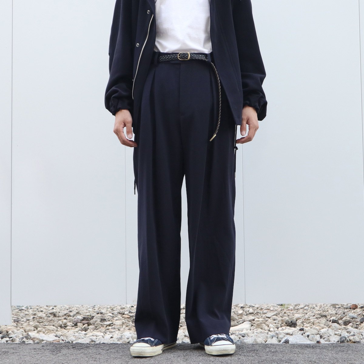 URU / INVERTED PLEATS PANTS-URUの通販EQUAL