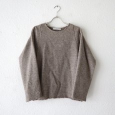 ARCHI / WOOL TWILL PULLOVER<img class='new_mark_img2' src='https://img.shop-pro.jp/img/new/icons47.gif' style='border:none;display:inline;margin:0px;padding:0px;width:auto;' />