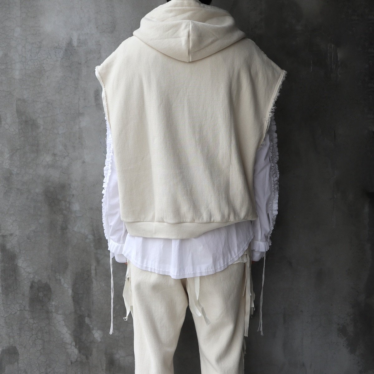 限定 Midorikawa HALF ZIP SLEEVELESS SWEAT - トップス