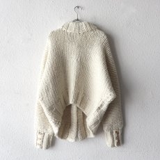 <img class='new_mark_img1' src='https://img.shop-pro.jp/img/new/icons20.gif' style='border:none;display:inline;margin:0px;padding:0px;width:auto;' />automills / CHILLING HAND MADE SWEATER