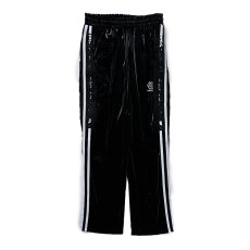 doublet / LAMINATE TRACK PANTS<img class='new_mark_img2' src='https://img.shop-pro.jp/img/new/icons47.gif' style='border:none;display:inline;margin:0px;padding:0px;width:auto;' />