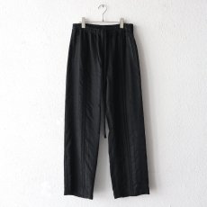 URU / EASY PANTS<img class='new_mark_img2' src='https://img.shop-pro.jp/img/new/icons47.gif' style='border:none;display:inline;margin:0px;padding:0px;width:auto;' />
